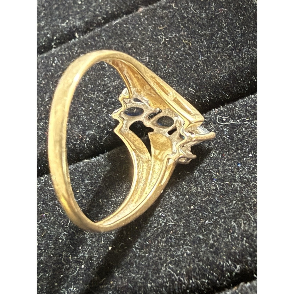 Unique Ladies 10KT Sapphire and Diamond Ring Size 7 Must See - Picture 3 of 8